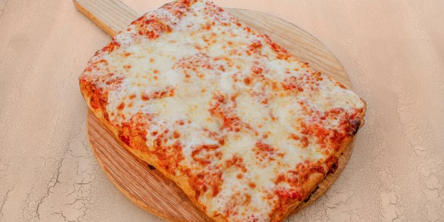 Pizza Margherita Romana