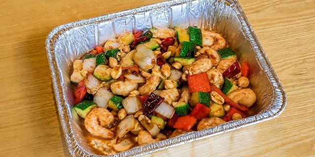Kung Pao Shrimp Tray