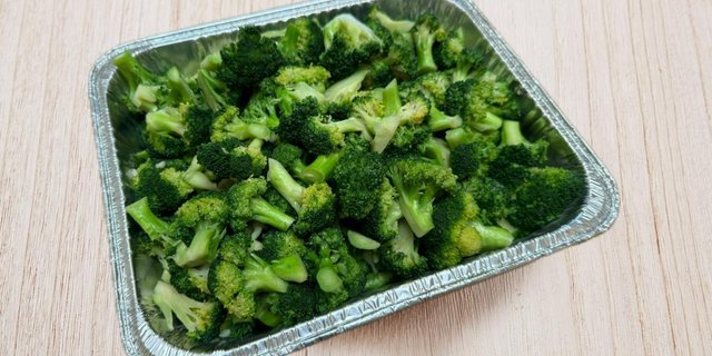 Stir-Fried Broccoli Party Tray