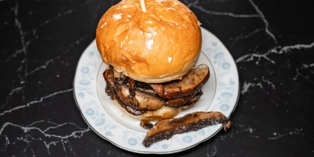 Vegan Picnic Portobello Mushroom Sandwich Boxed Lunch