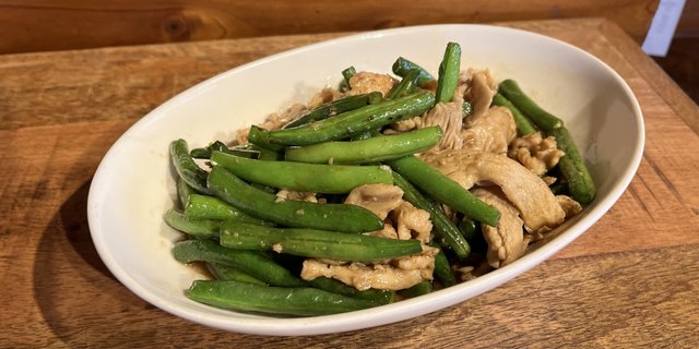 String Bean Garlic Entree