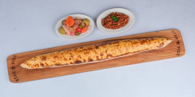 Closed Mix Pide