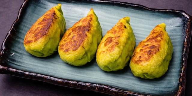 Pan-Fried Vegetable Potstickers
