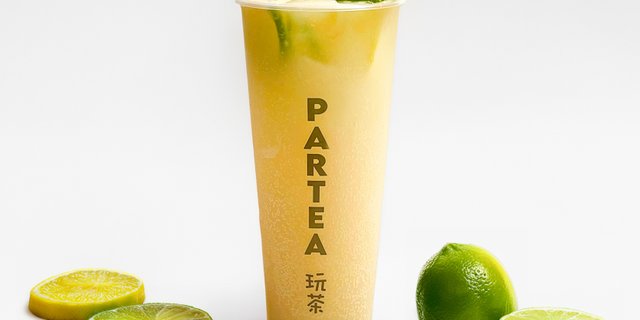 Lime & Lemon Sparkling Yakult