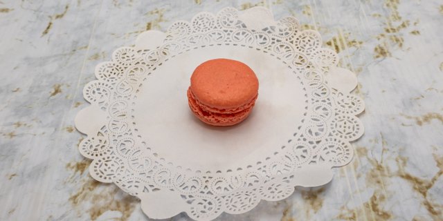 Rose Flower Macaron