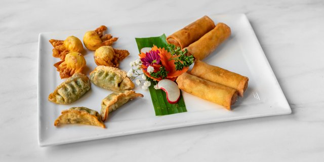 Thai Thani Salad Rolls