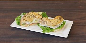 Turkey & Cheese Bagel Sandwich