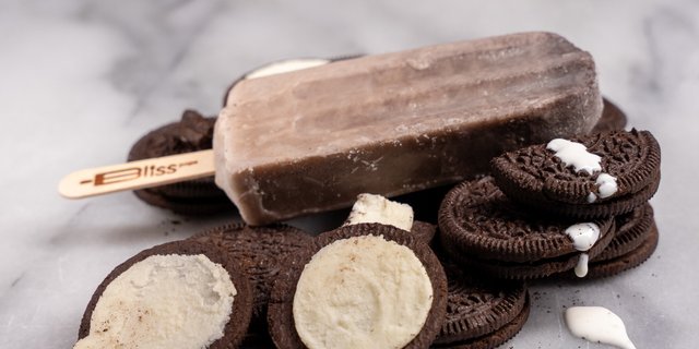 Cookies & Cream Ice Cream Popsicles