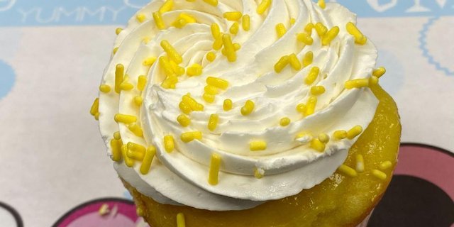 Lemon Cupcake