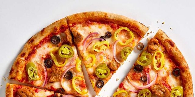 Hot Link Pizza