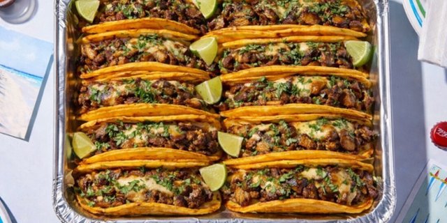 The Quesabirria Taco Tray