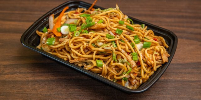 House Special Lo Mein