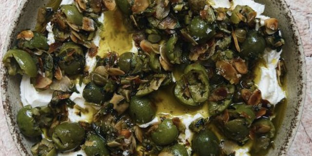 Herbed Ricotta Toast
