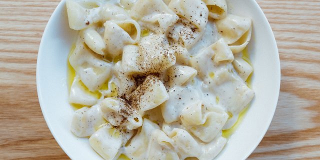 Individual Cacio e Pepe Rigatoni