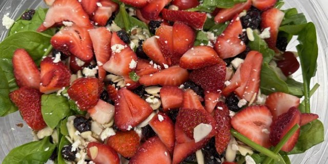 Spinach Strawberry Salad