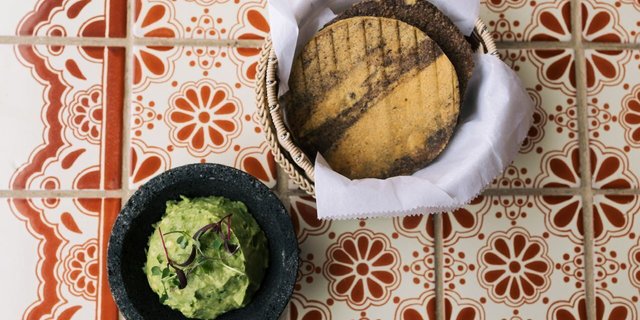 Guacamole & Tostadas