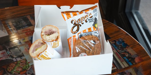 Premium Roast Beef Po'Boy