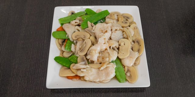Moo Goo Gai Pan