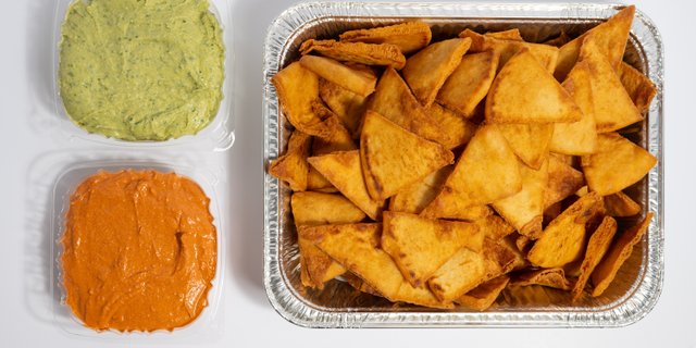 Hummus & Pita Tray
