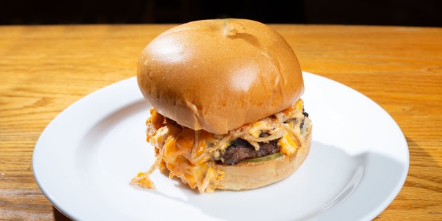 Cheeseburger Grab and Go Boxed Lunch