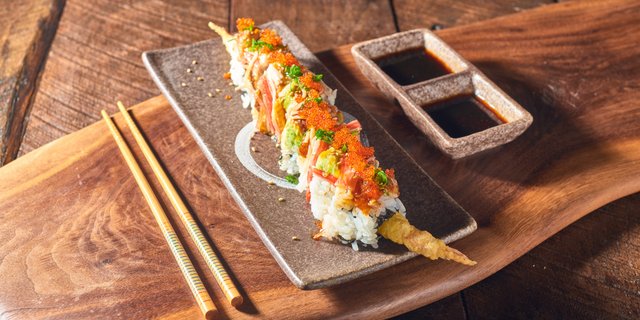 Classic Dragon Roll Tray
