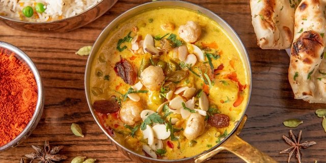 Navrattan Korma Tray