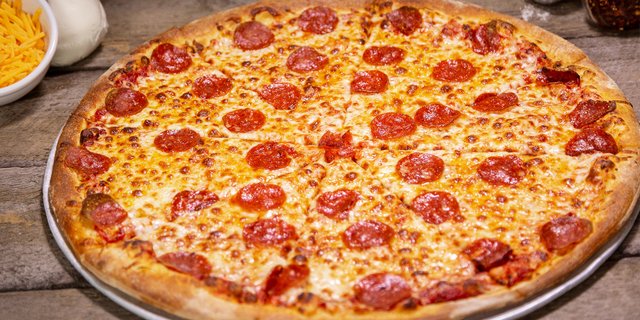 Zesty Lady Liberty 14" Pizza