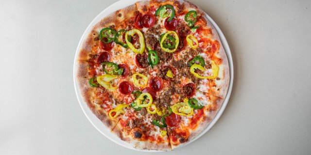 Mad Italian Gluten-Free Pizza