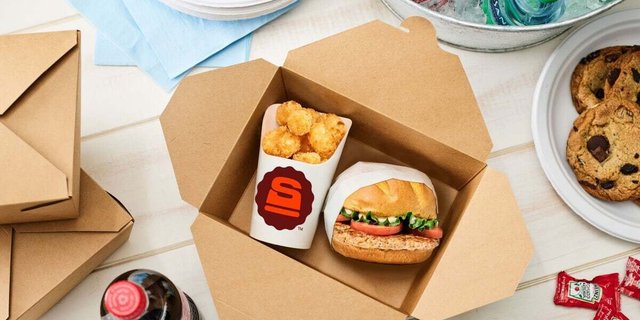 Chicken Smash® Burger Boxed Lunch