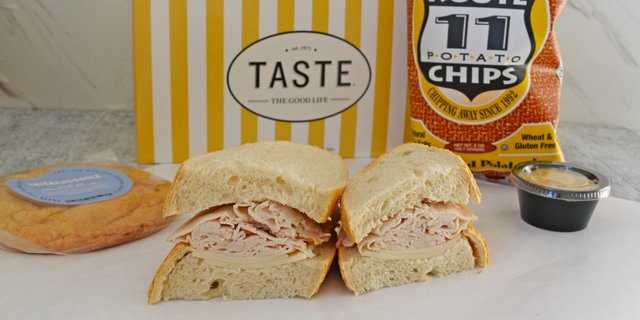 Classic Boxed Lunch