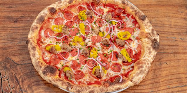 The Classic Pizza
