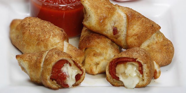 Zepperoni Rolls Tray