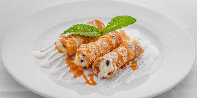 Cannolis