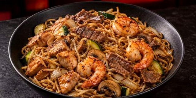 Fried Noodle Platter