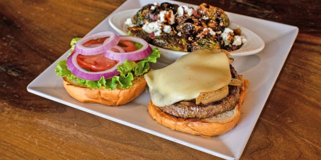 Shortfields Burger