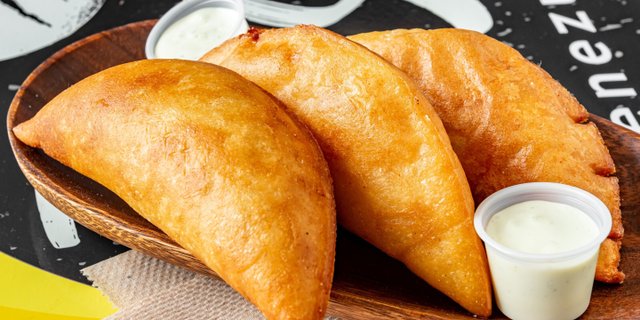 Gordon Blue de Pollo Empanada