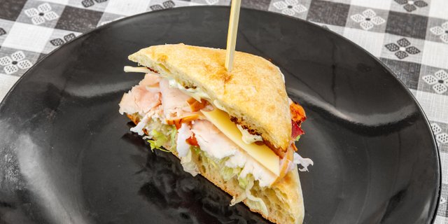1/2 Turkey Sandwich Boxed Lunch