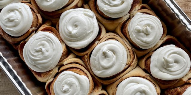 Regular Cinnamon Roll Tray
