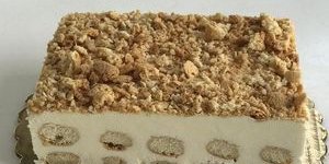 Amaretto Tiramisu Cake