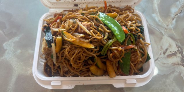 Vegetable Lo Mein