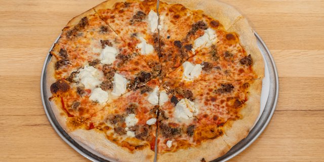 Meatball Pizza