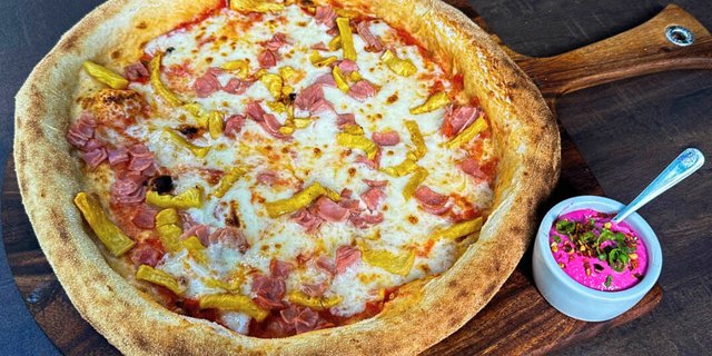 Hawaiian Pizza