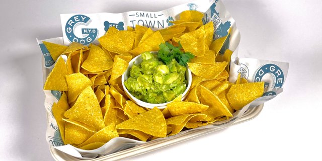 Chips & Guacamole