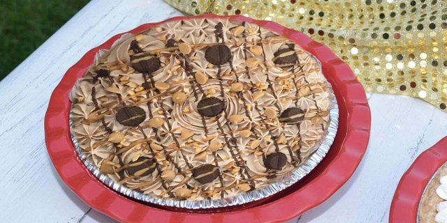 Reese’s Peanut Butter Cup Pie