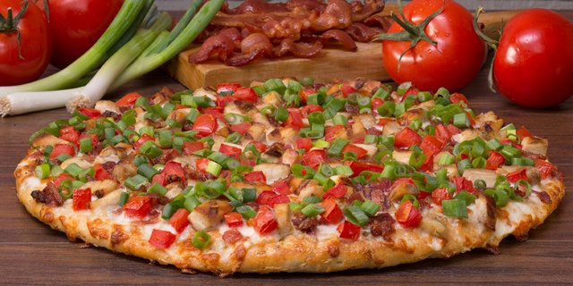 Chicken Club Pizza