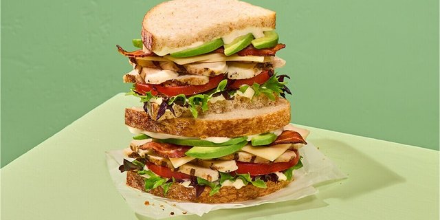 Grilled Chicken & Avo BLT Boxed Lunch