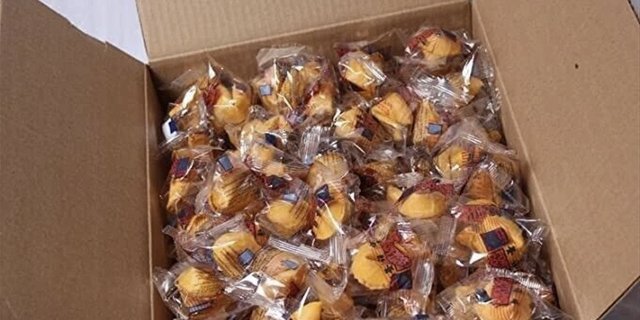 Case of Fortune Cookie