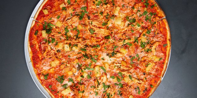 16" Chickpotle Pizza