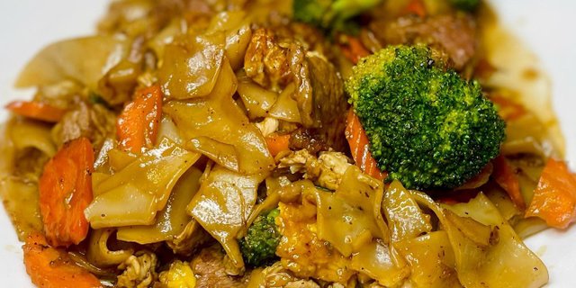 Gluten-Free Pad See Ew