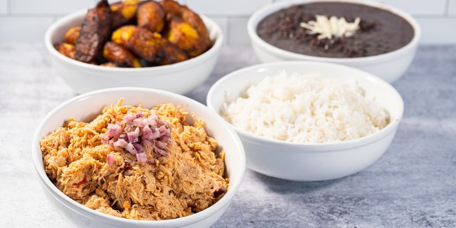 Shredded Chicken Breast Platter